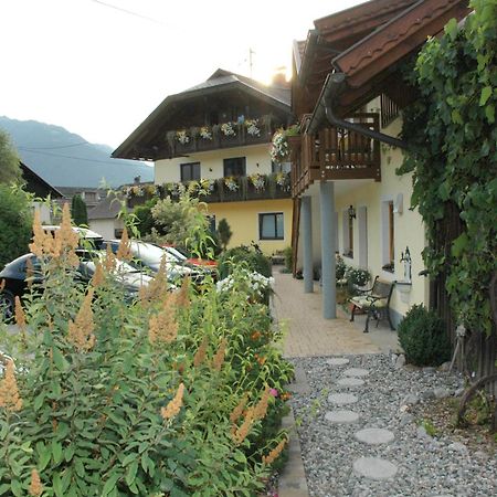 Gaestehaus Berger Tropolach Exterior photo